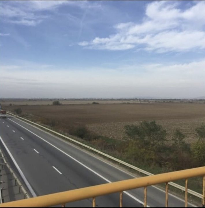 Teren 27.445 mp cu deschidere 44.60 ml in Autostrada A1 Pitesti-Bucuresti 