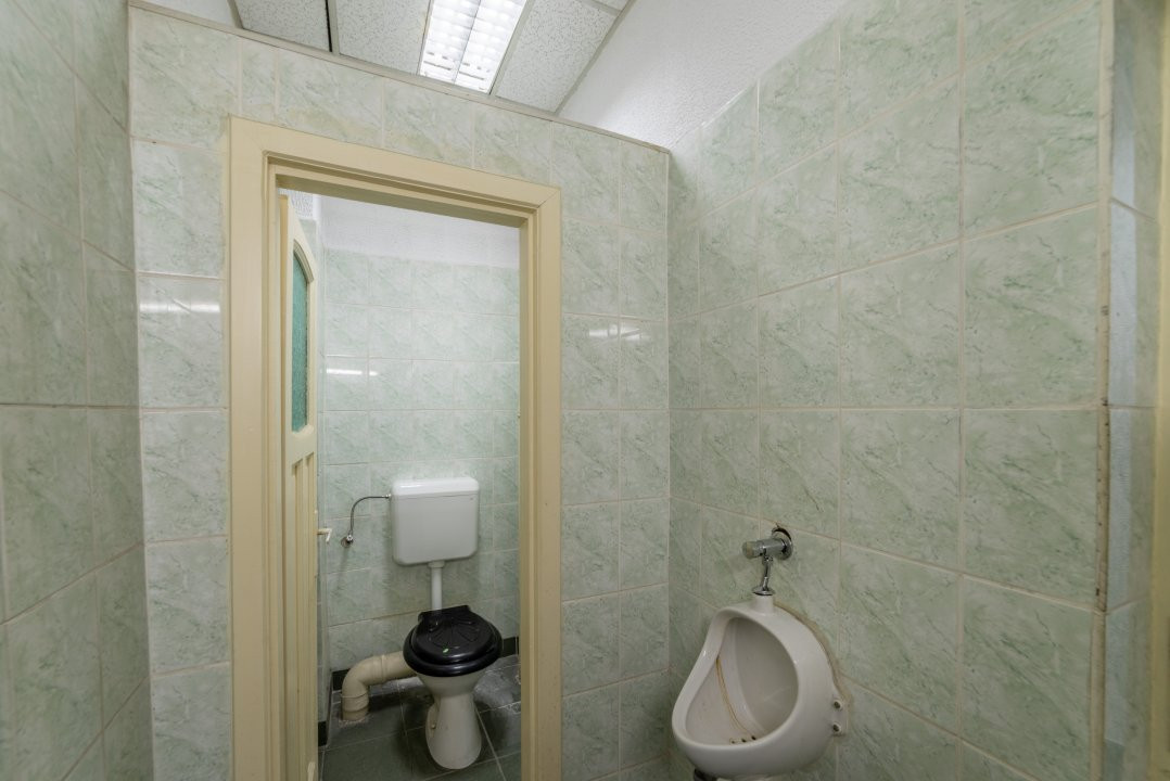 Spațiu situat pe cea mai circulată stradă din oraș - Bd. N. Bălcescu