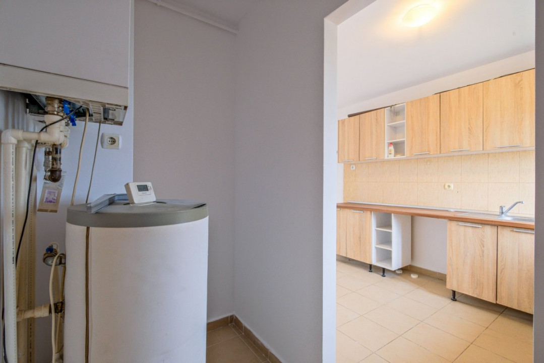Apartament spațios 3 camere, 3bai, 2 locuri de parcare incluse