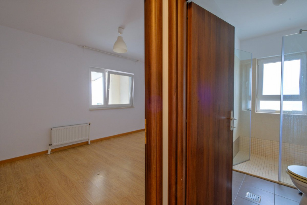 Apartament spațios 3 camere, 3bai, 2 locuri de parcare incluse