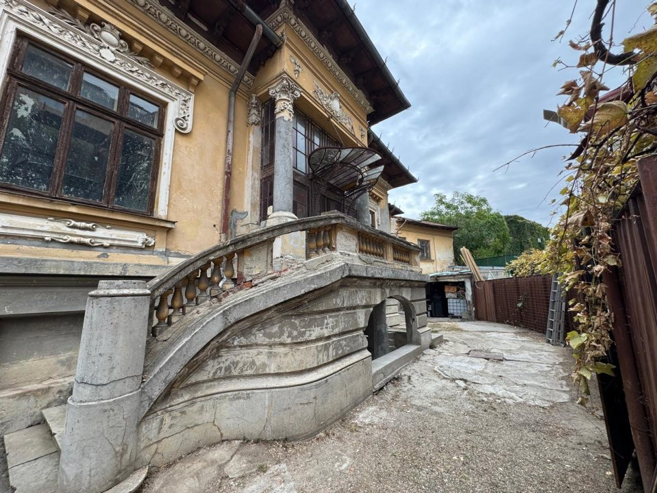 Vilă arhitectură deosebită - consolidată - zona Cismigiu