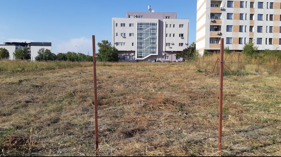 Teren intravilan I toate utilitățile I zona cu potential ridicat