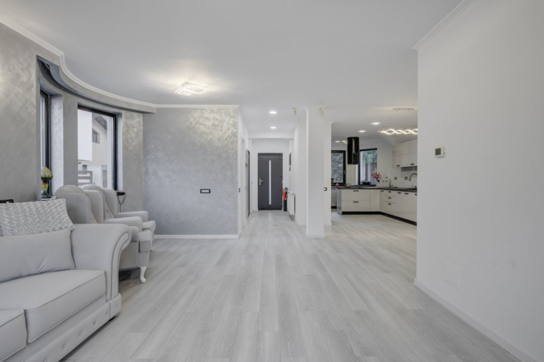Vila cu piscina - Drumul Taberei - Prelungirea Ghencea - str Maracineni 