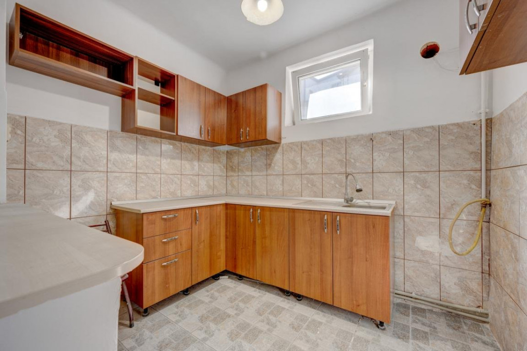 Apartament in vila 2 camere demisol Piata Sfantul Stefan 