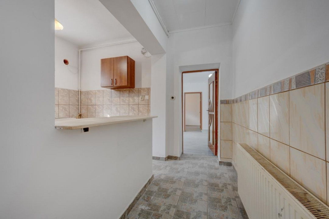 Apartament in vila 2 camere demisol Piata Sfantul Stefan 