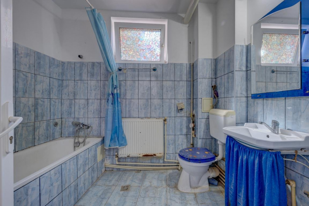 Apartament in vila 2 camere demisol Piata Sfantul Stefan 