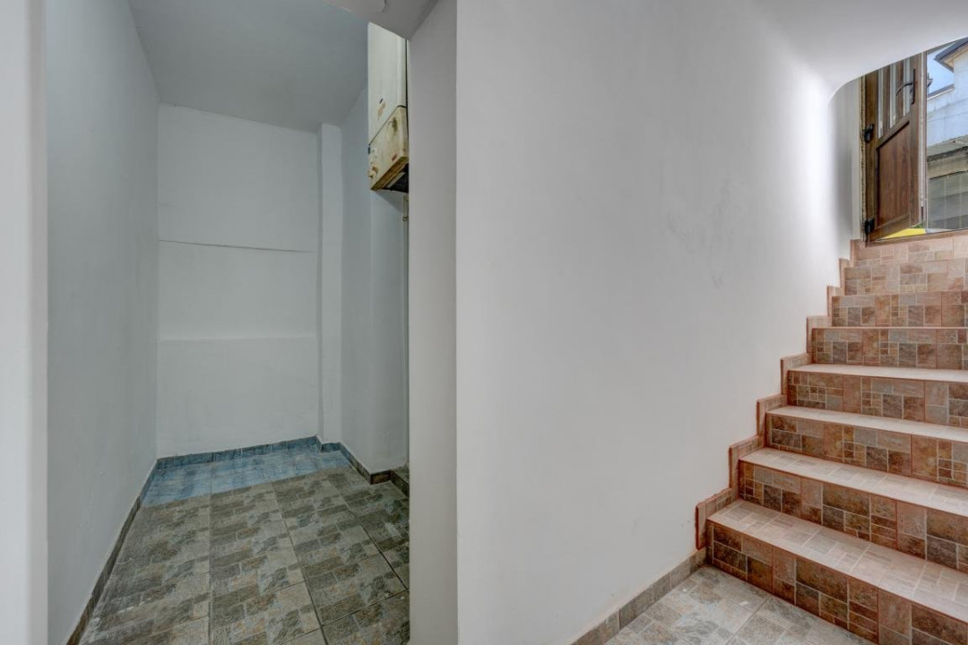 Apartament in vila 2 camere demisol Piata Sfantul Stefan 