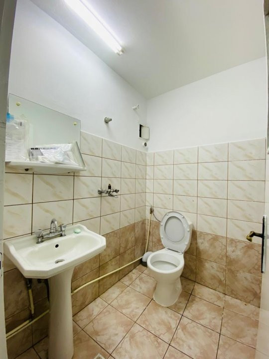 Spatiu comercial stradal Giulesti