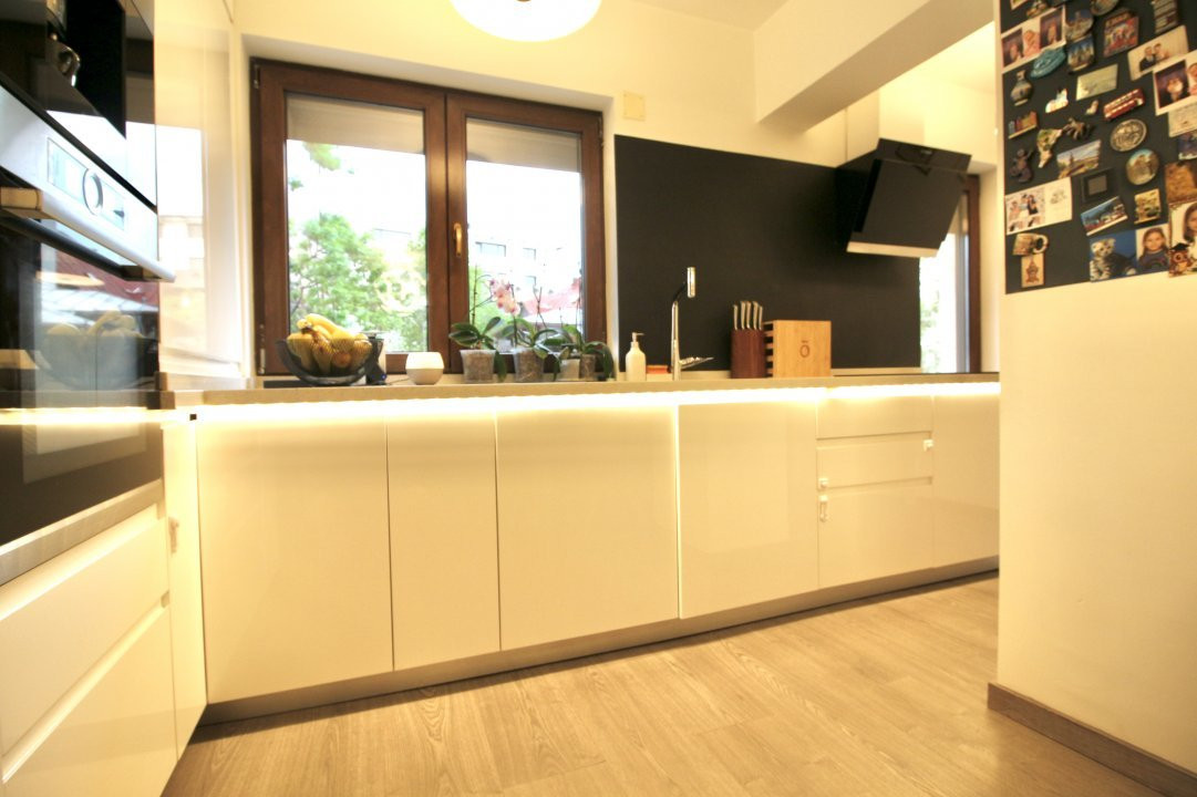 GRADINA ICOANEI-POLONA, APARTAMENT ELEGANT CU TERASA 24 MP SUBERBA SI PARCARE!