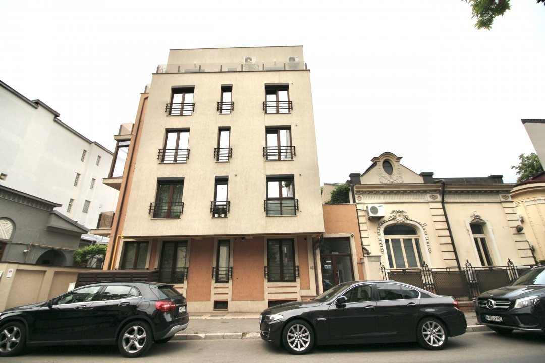 GRADINA ICOANEI-POLONA, APARTAMENT ELEGANT CU TERASA 24 MP SUBERBA SI PARCARE!