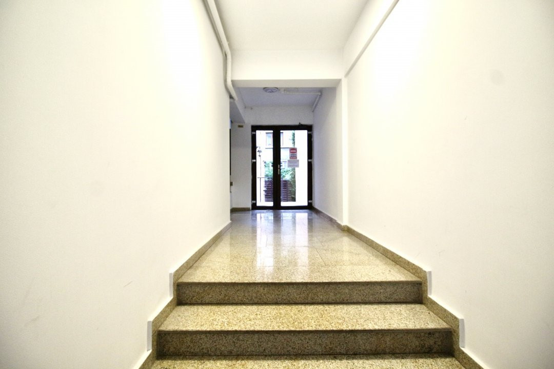 GRADINA ICOANEI-POLONA, APARTAMENT ELEGANT CU TERASA 24 MP SUBERBA SI PARCARE!