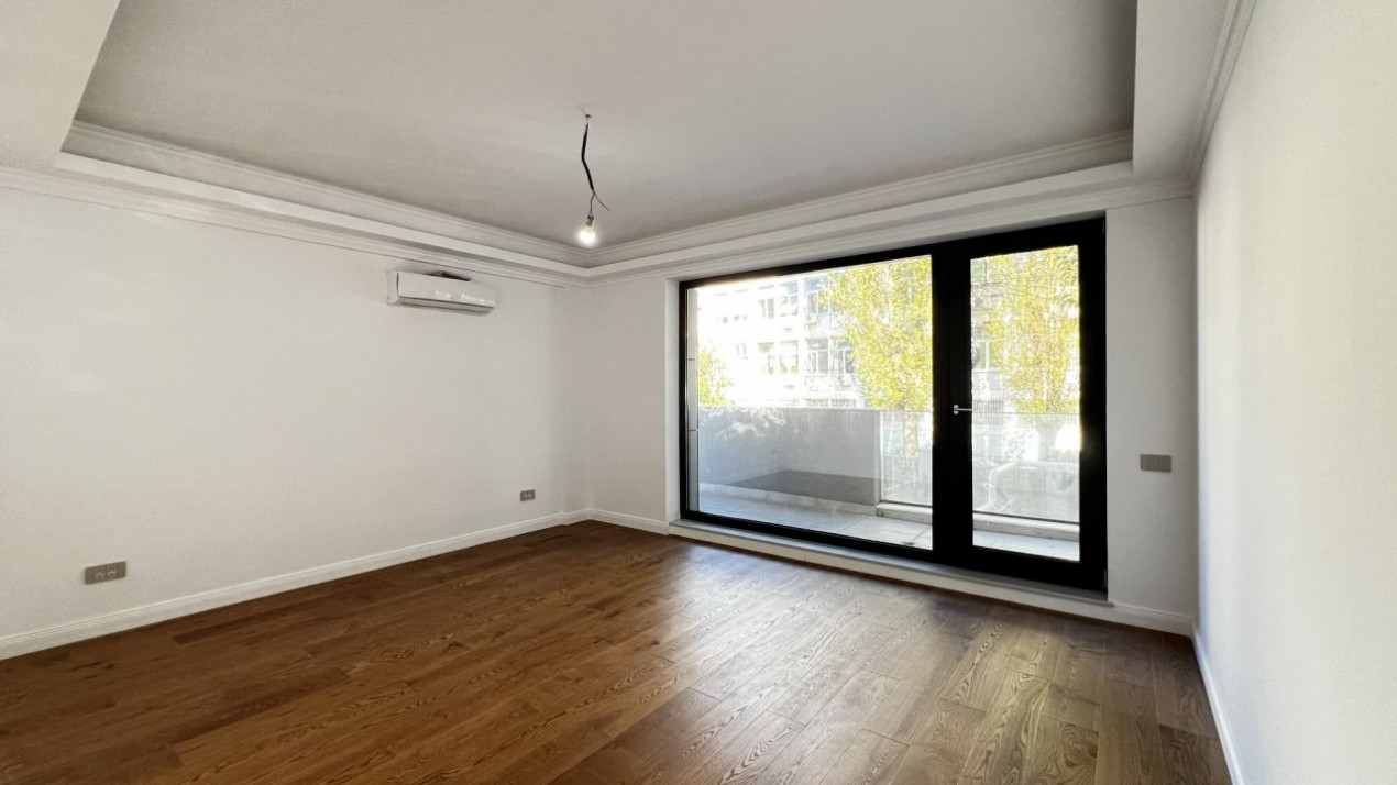 Unirii, apartament boem, cu terasa spre Est