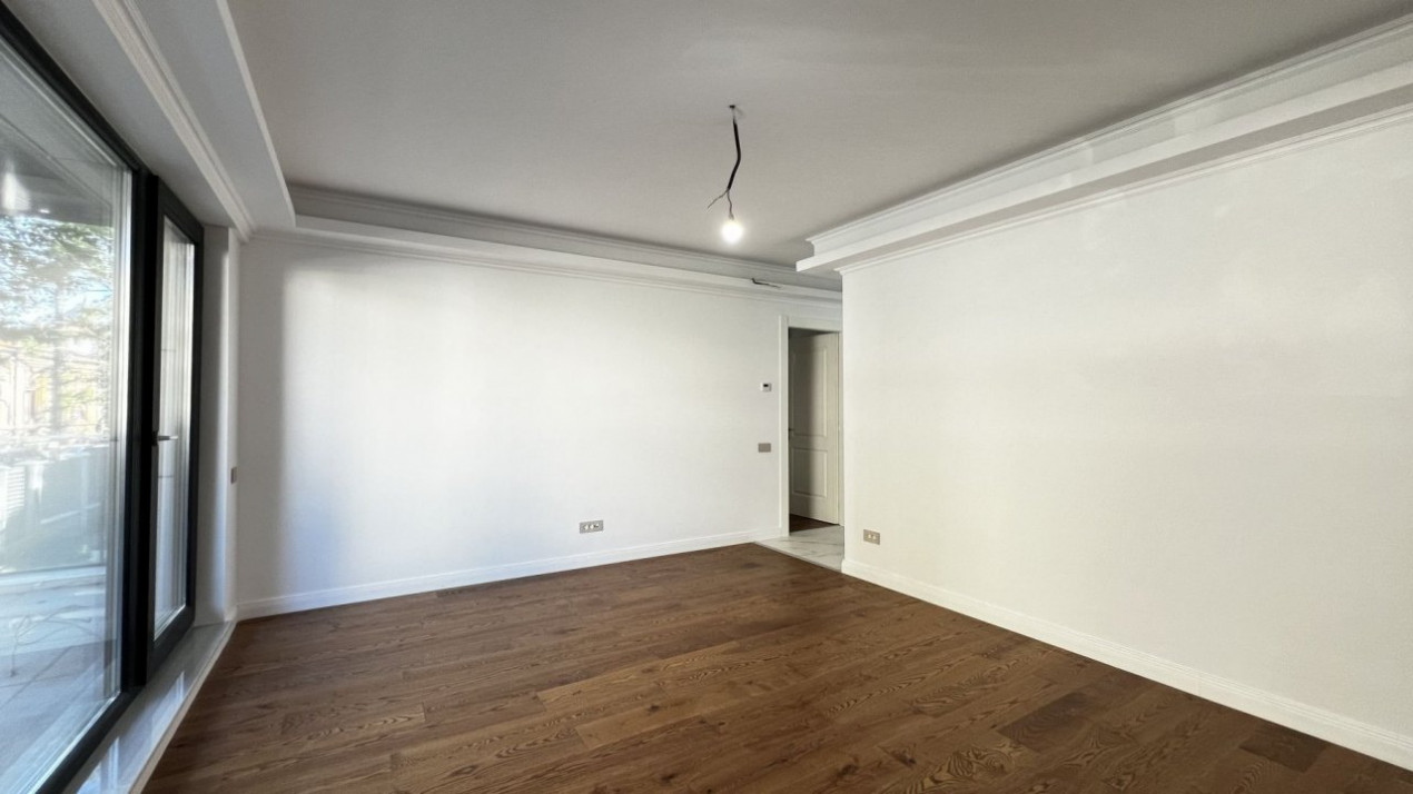 Unirii, apartament boem, cu terasa spre Est