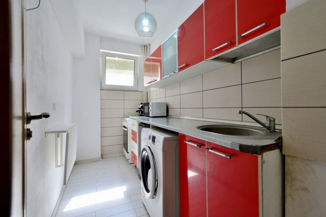 Garsoneira 36mp bloc mixt, Al. Barajul Lotru 12 - Titan, PIF 1976