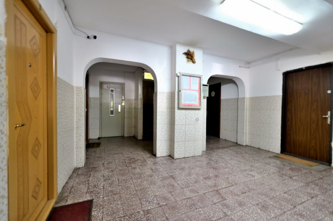 Garsoneira 36mp bloc mixt, Al. Barajul Lotru 12 - Titan, PIF 1976