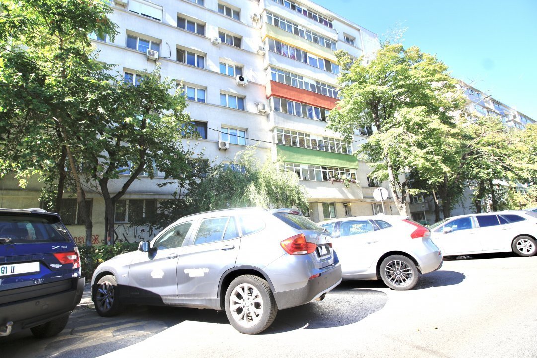 CALEA GRIVITEI-METROU, APARTAMENT ELEGANT, LA PARTER!