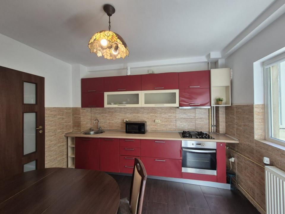 Apartament 2 camere decomandat, bloc 1981, 2 min metrou Gorjului!