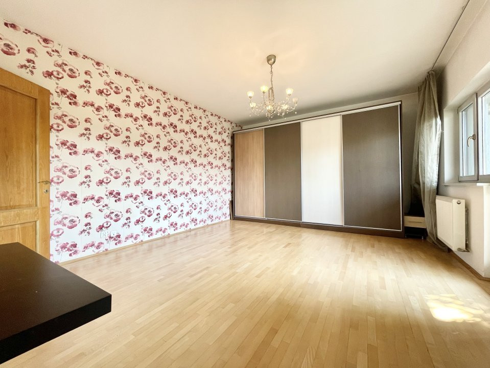 VILA 7 CAMERE 260 MP I - NORDUL CAPITALEI I Elegantă I LINIȘTE I 500 MP TEREN
