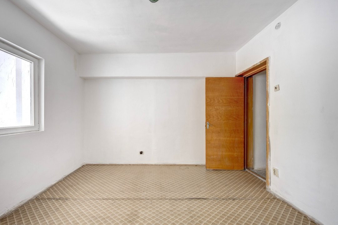 Apartament 3 camere Monitorul Oficial - Urdareanu, bloc monolit, spatios