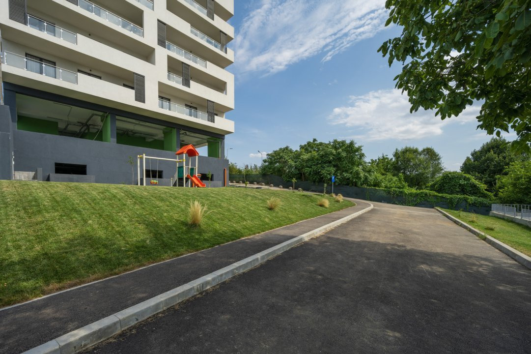 APARTAMENT CU TERASA GENEROASA SI VEDERE UNICA CATRE LAC