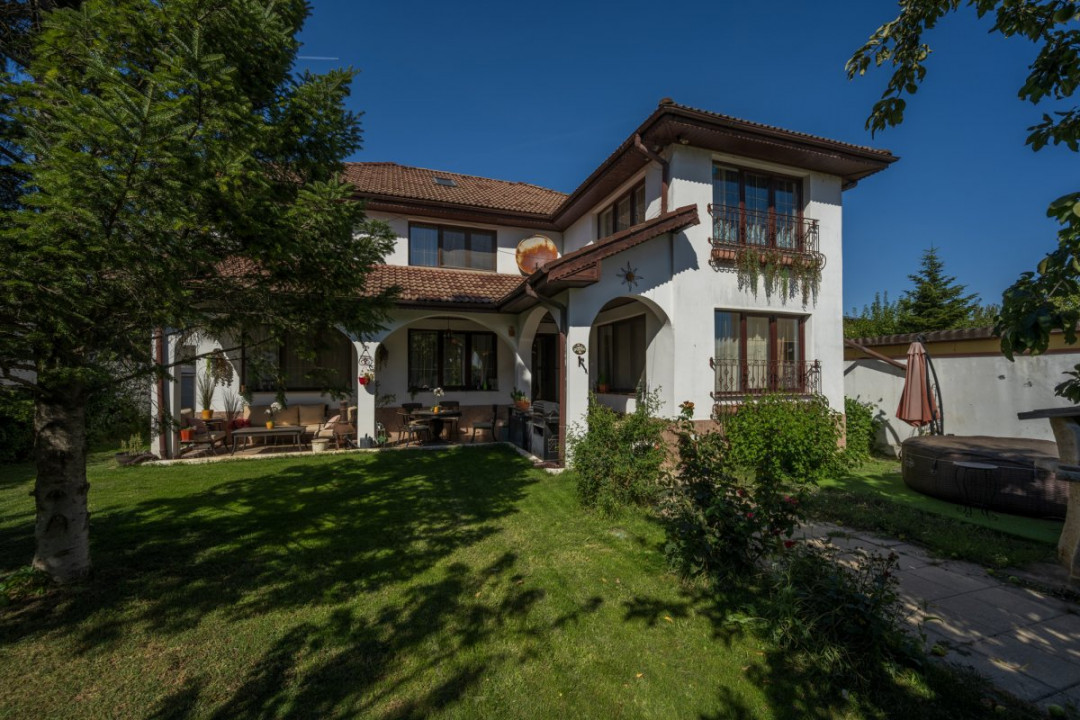 Acasă in adevăratul sens- 4 dormitoare, terasă elegantă si grădina intimă.