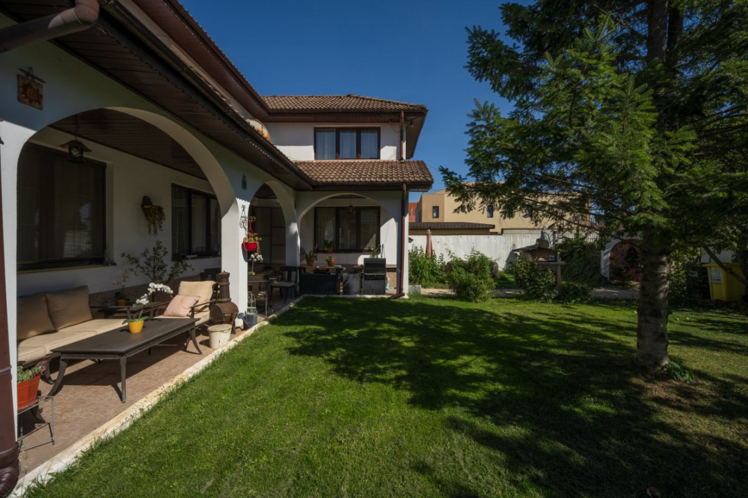 Acasă in adevăratul sens- 4 dormitoare, terasă elegantă si grădina intimă.