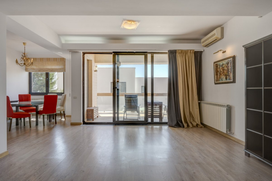 Space, light, and comfort for your family. FIRST RENTAL.