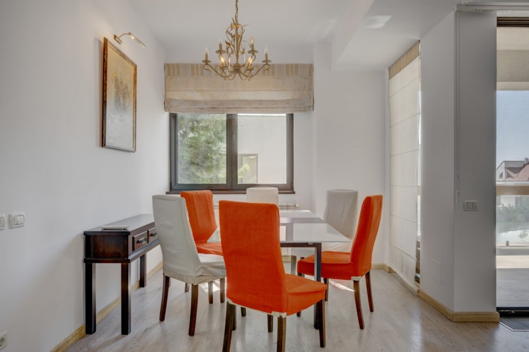 Space, light, and comfort for your family. FIRST RENTAL.