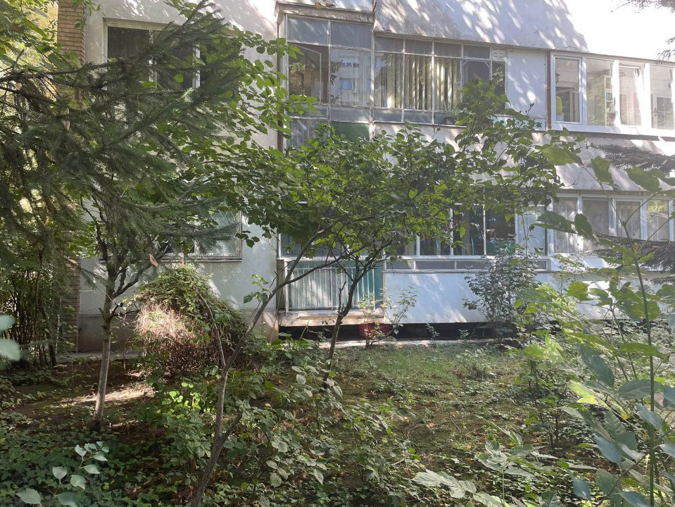 Berceni-Piata Straduintei,decomandat,balcon+boxa