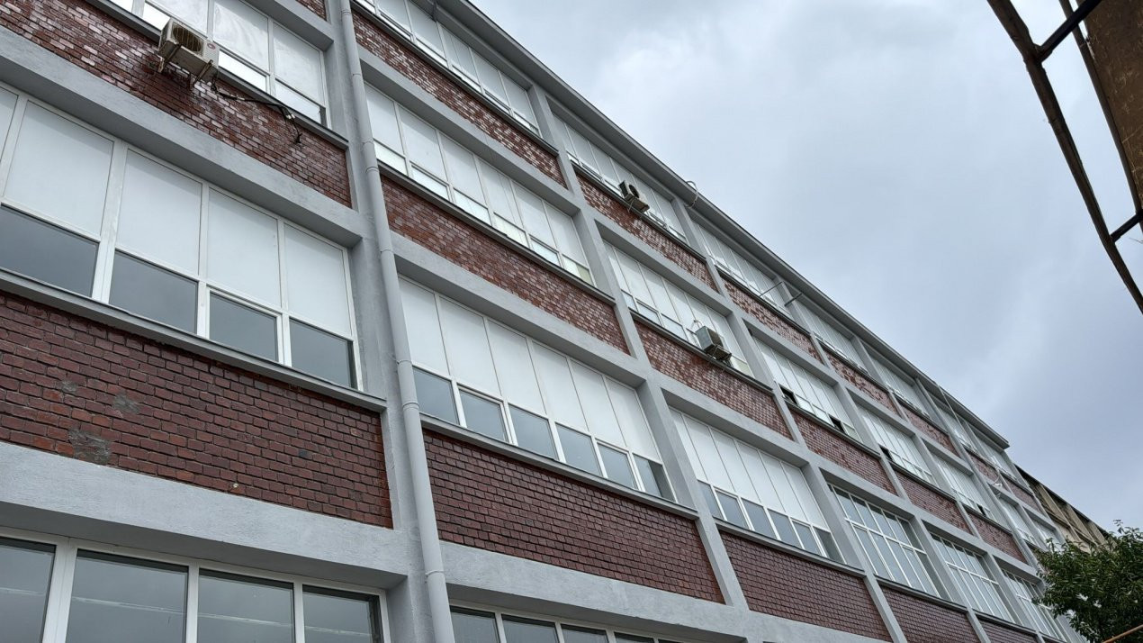 De vanzare cladire – birou, depozitare sau producție – București, Sector 2