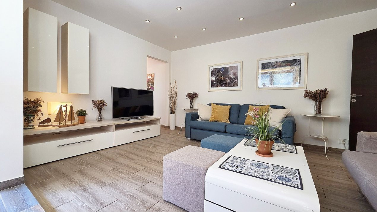 Apartament 4 camere de vanzare 82 mp Berceni Emil Racovita
