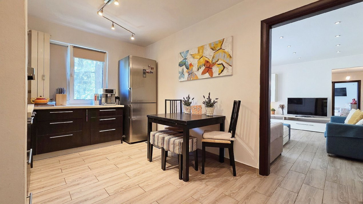 Apartament 4 camere de vanzare 82 mp Berceni Emil Racovita