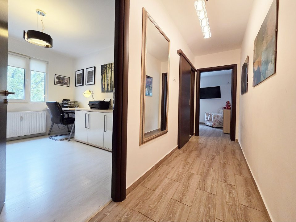 Apartament 4 camere de vanzare 82 mp Berceni Emil Racovita