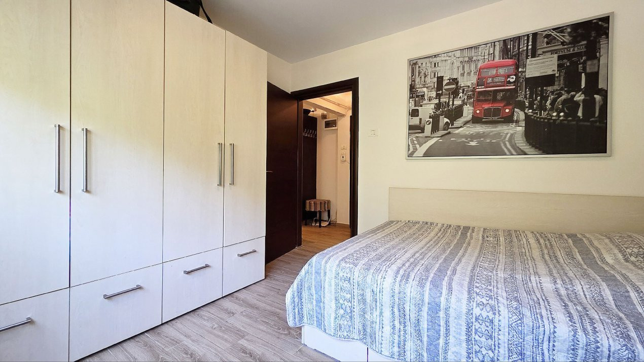 Apartament 4 camere de vanzare 82 mp Berceni Emil Racovita