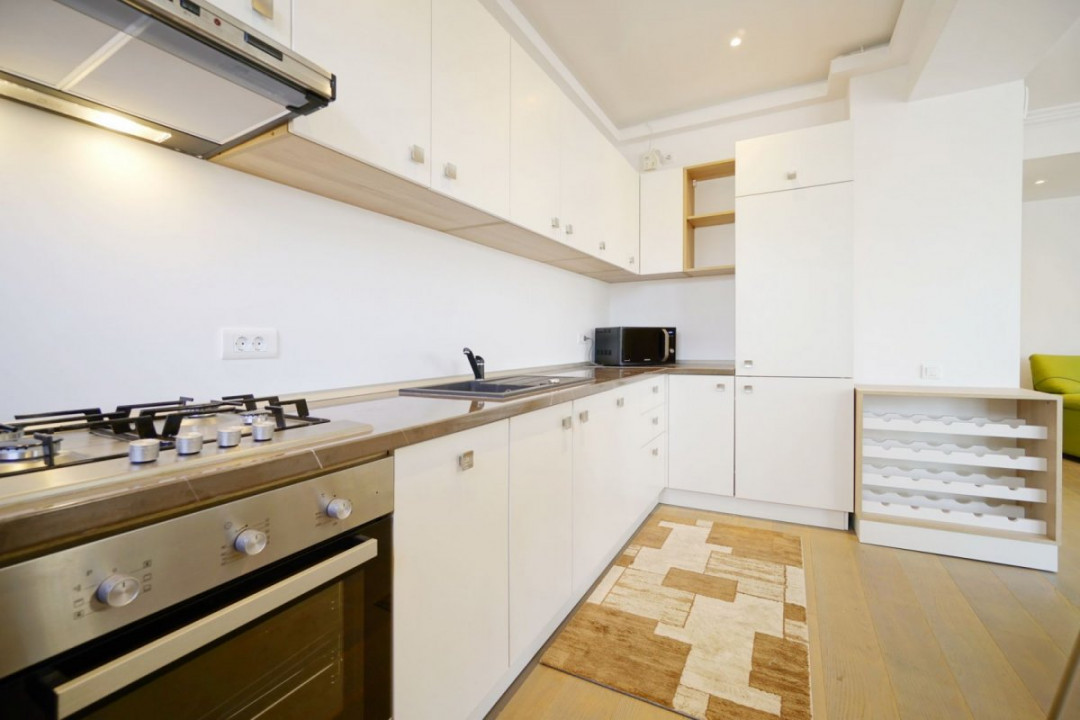 Apartament lux 3 camere+parcare subterana Laguna Residence