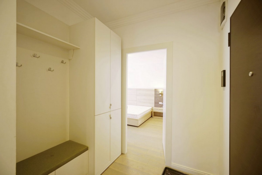 Apartament lux 3 camere+parcare subterana Laguna Residence