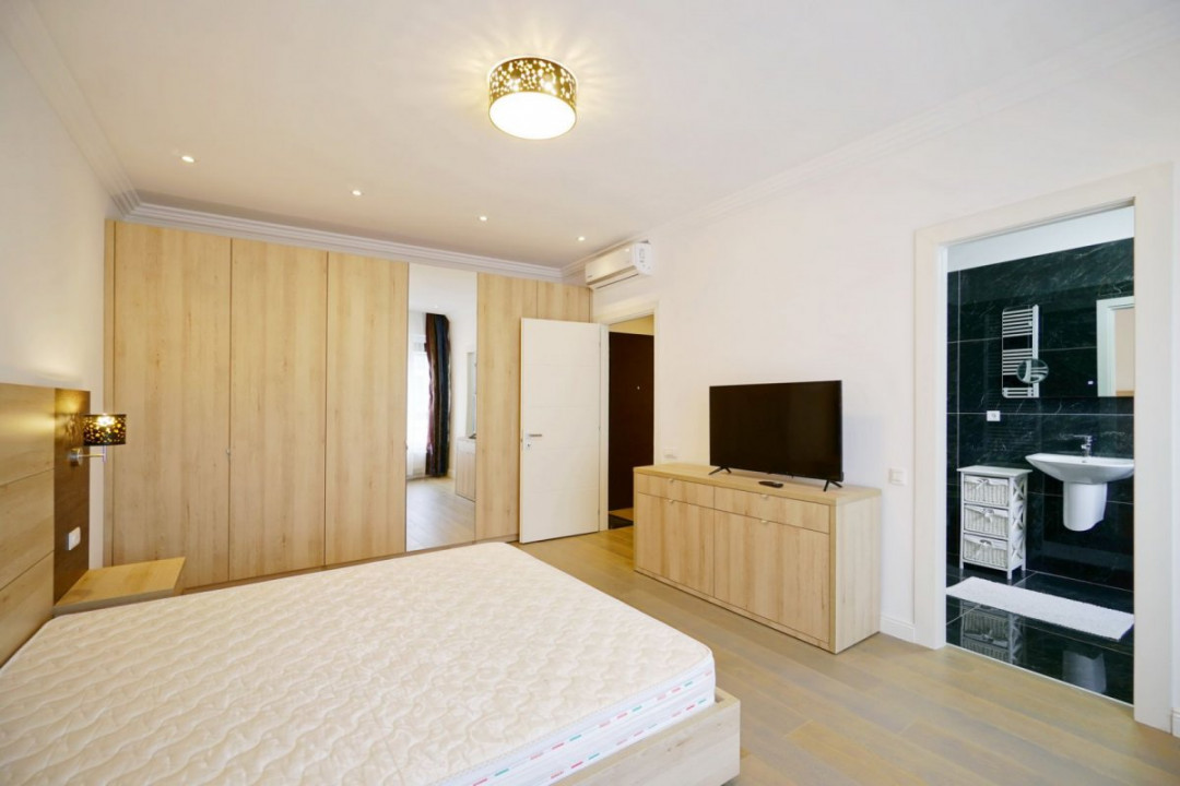 Apartament lux 3 camere+parcare subterana Laguna Residence
