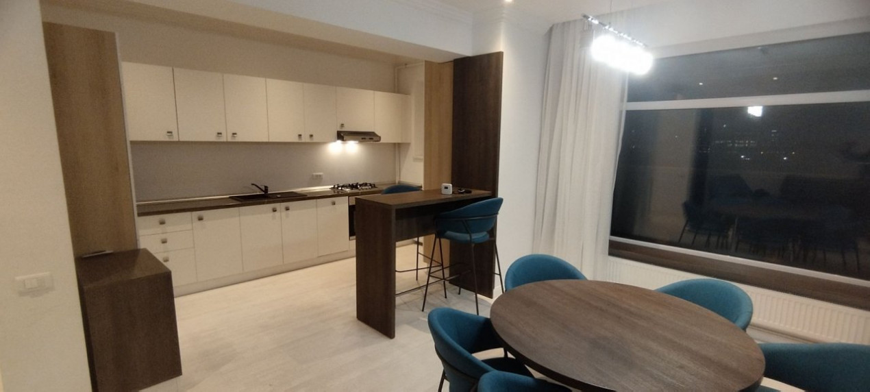 Apartament lux 3 camere+parcare subterana Laguna Residence