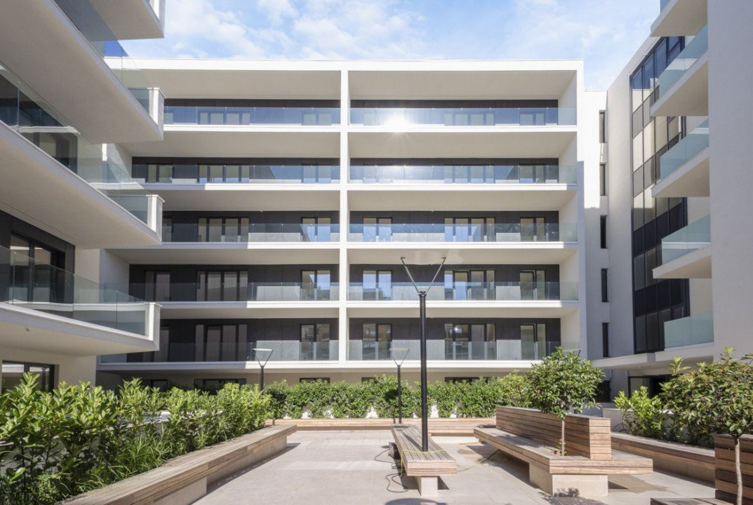 Vanzare apartament lux cu 3 camere, vedere deschisa catre parc, Vida Herastra