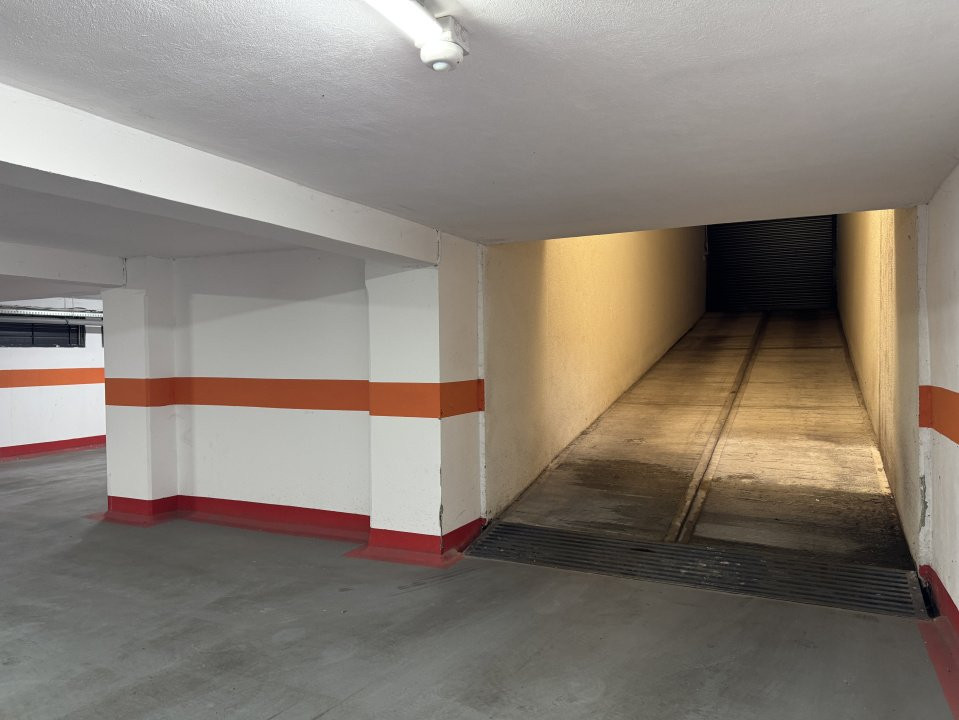 Locuri de parcare disponibile, preț avantajos, zona Victoriei