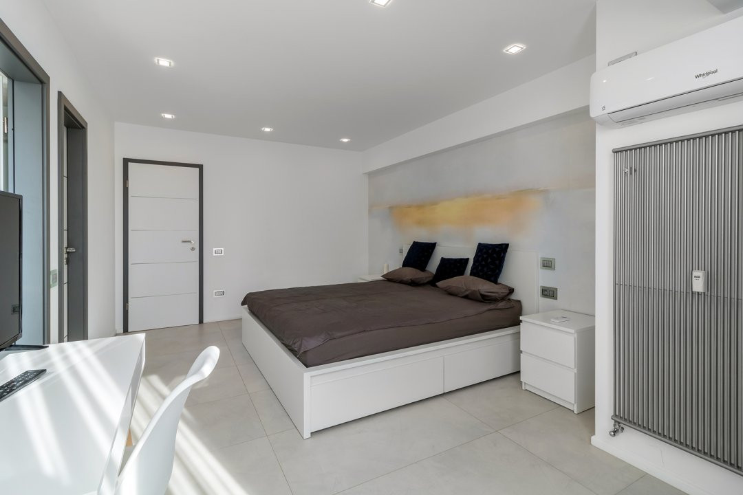 Cel mai mare Duplex de pe Bulevardul Unirii.