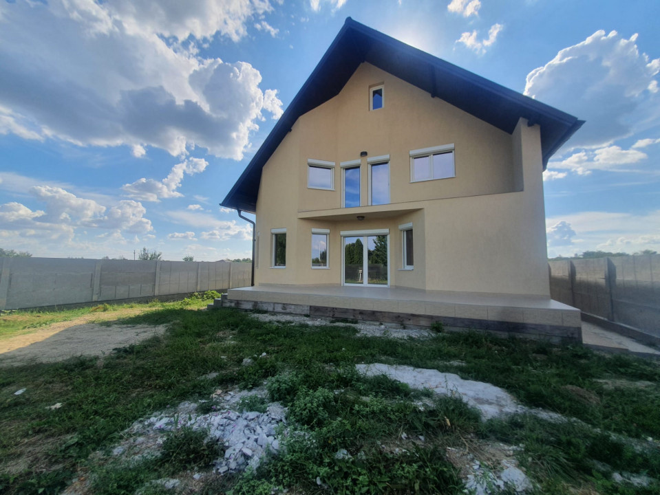 Casă de vânzare în Mosoaia, sat Hințești – 5 camere, 170 mp utili