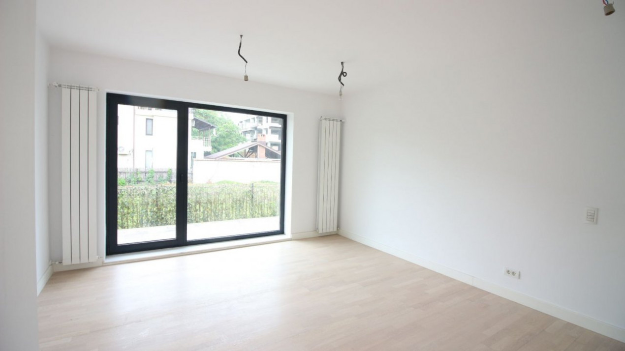 Baneasa-Jolie Ville, apartament 4 camere, 92mp, parter/3, grădină proprie 88mp