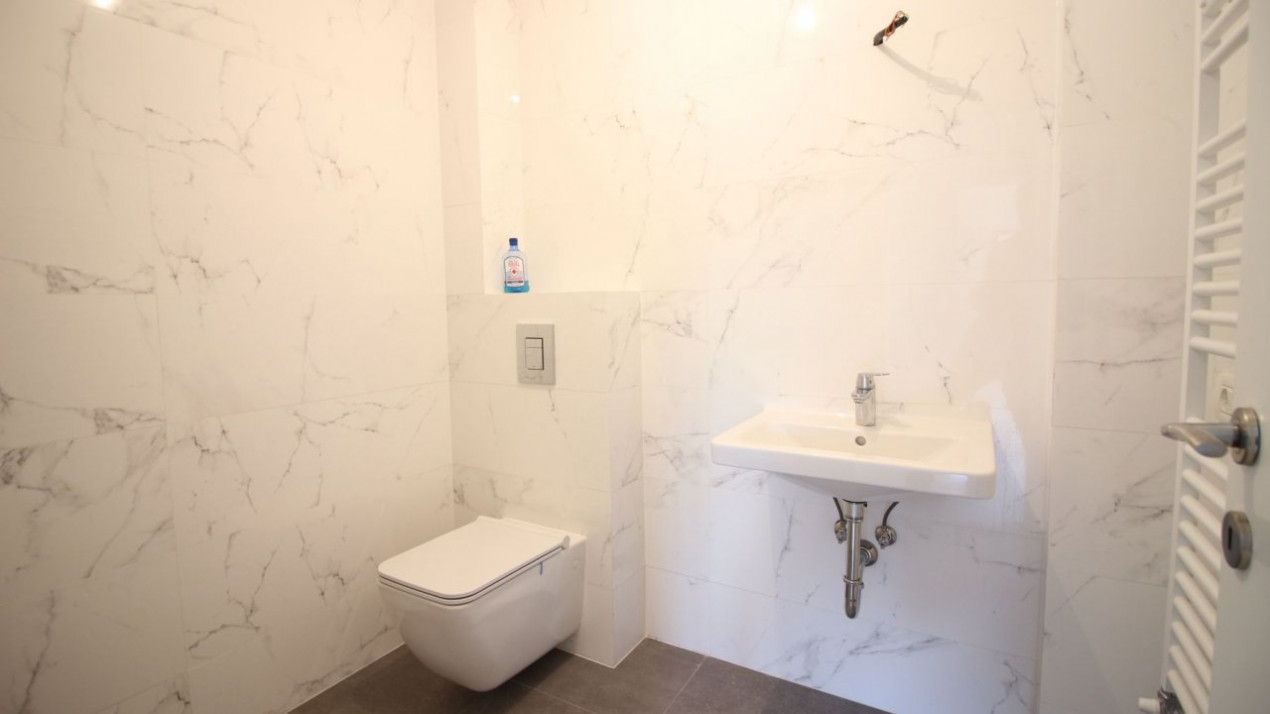 Baneasa-Jolie Ville, apartament 4 camere, 92mp, parter/3, grădină proprie 88mp