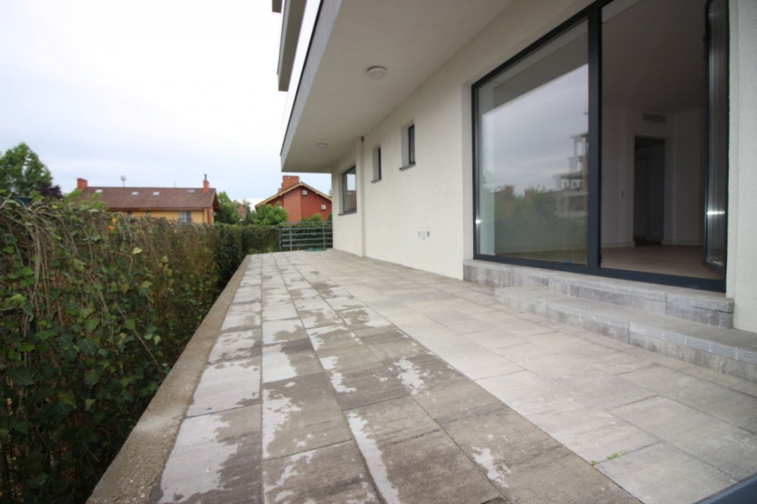 Baneasa-Jolie Ville, apartament 4 camere, 92mp, parter/3, grădină proprie 88mp