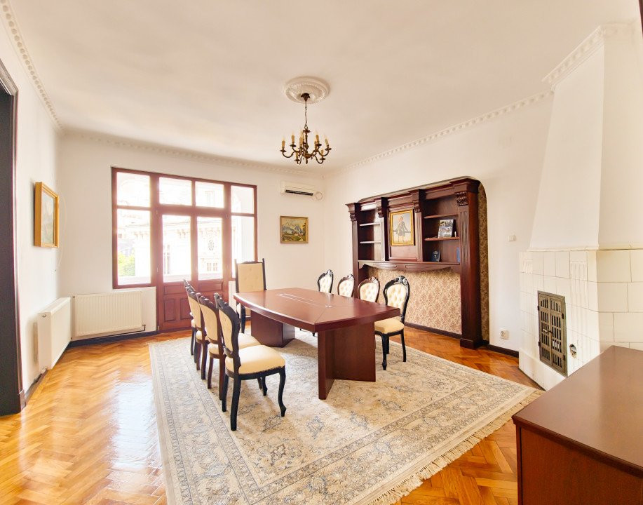 Oportunitate | Locație | Eleganta si Stil | 5 camere - 150mp | Piata Romana