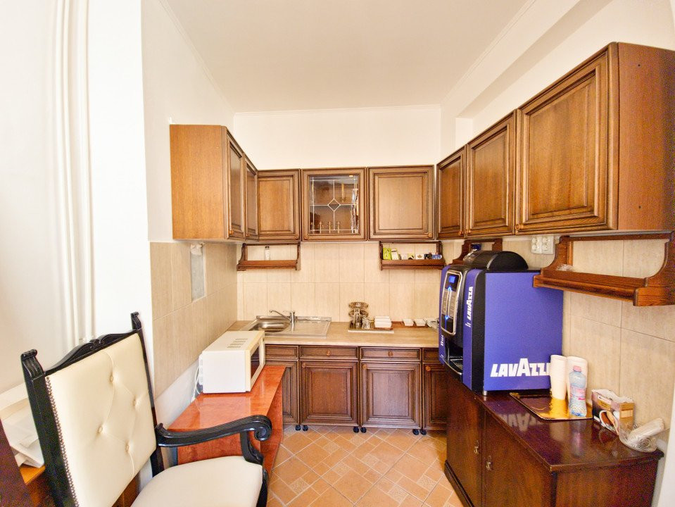 Oportunitate | Locație | Eleganta si Stil | 5 camere - 150mp | Piata Romana