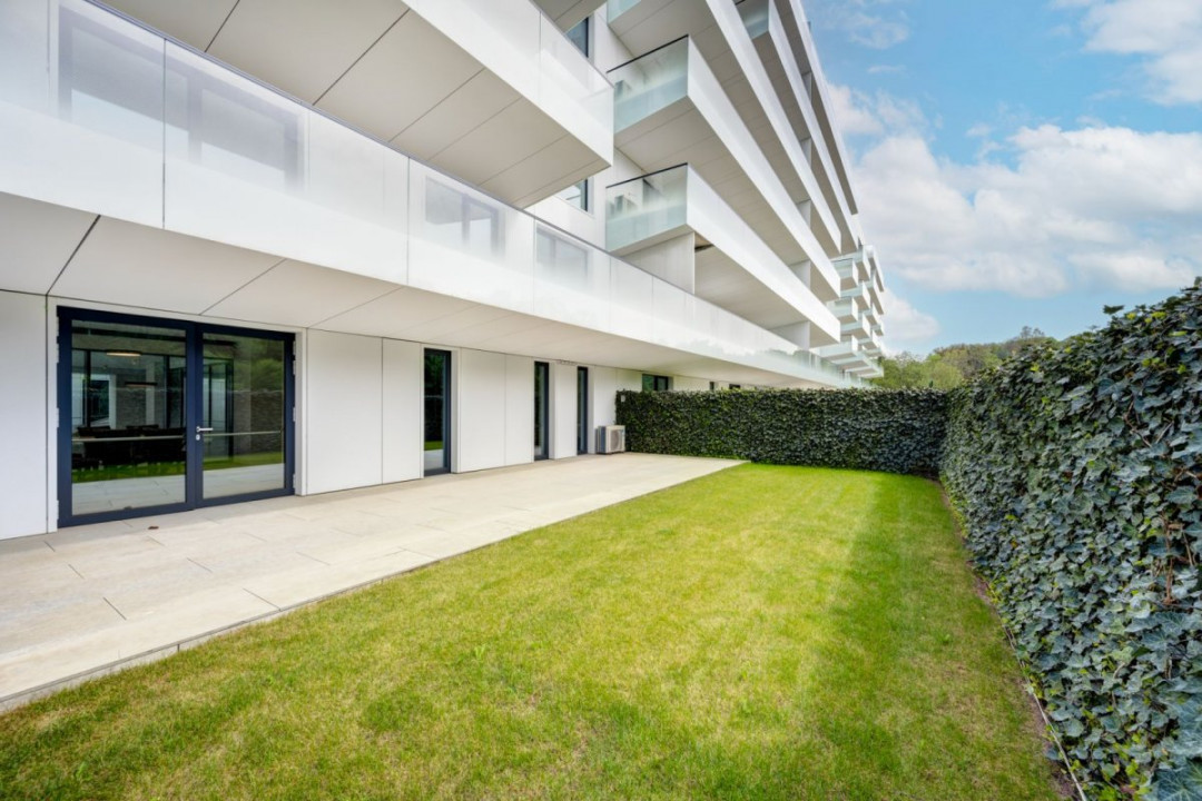 Apartament cu 4 camere, grădină de 121 mp – Refugiu elegant în Pădurea Băneasa